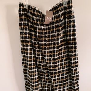 NWT-Midi Skirt